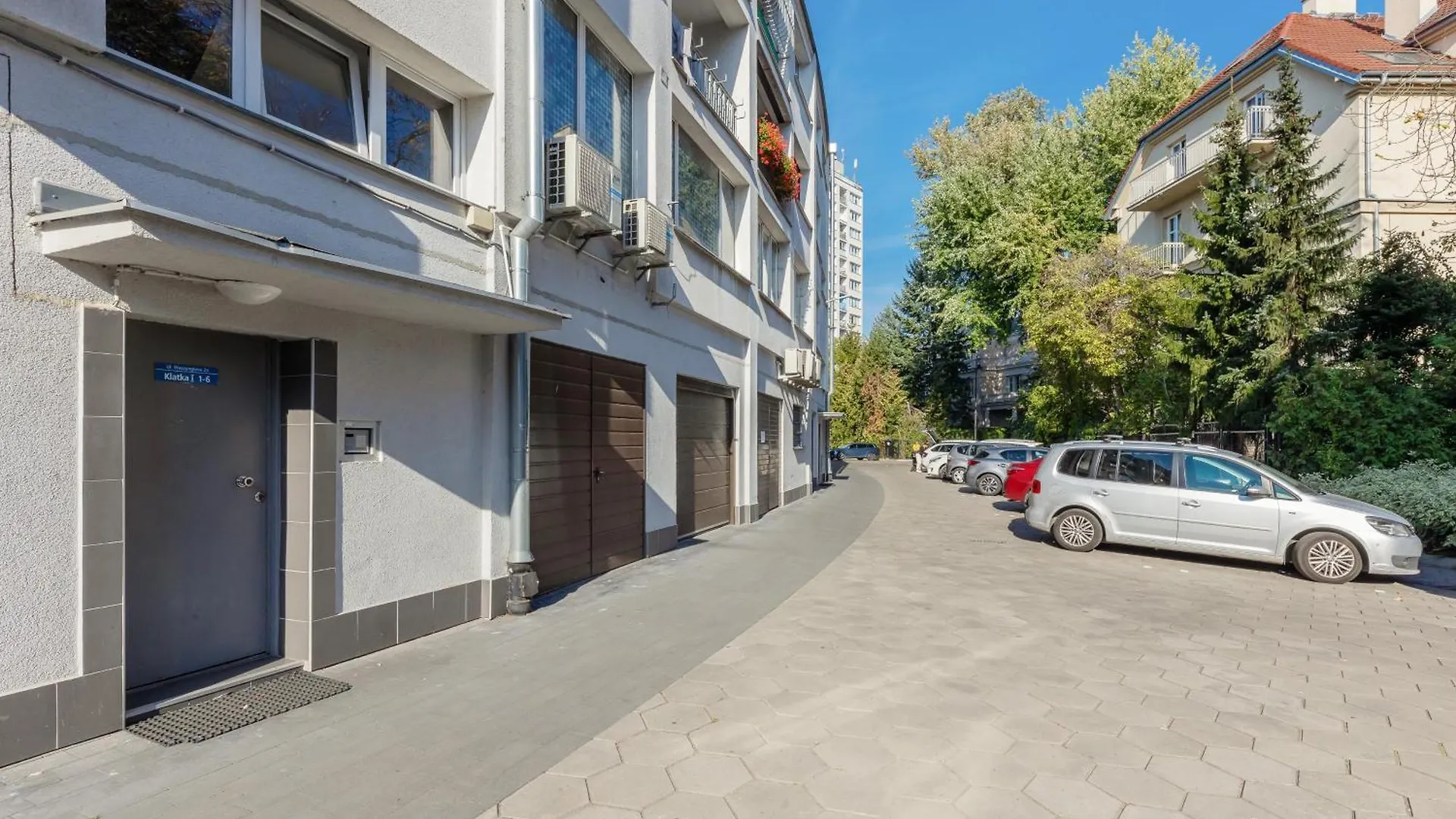 Apartment In The Centre Of Warsaw By Noclegi Renters Poland